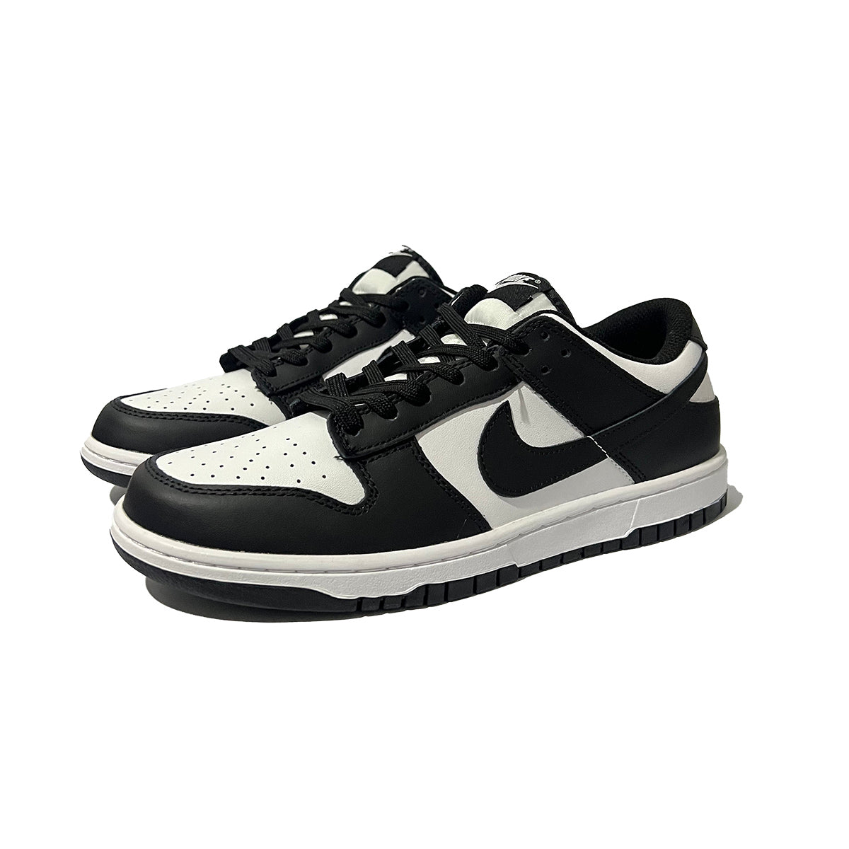 Nike Dunk Low Panda