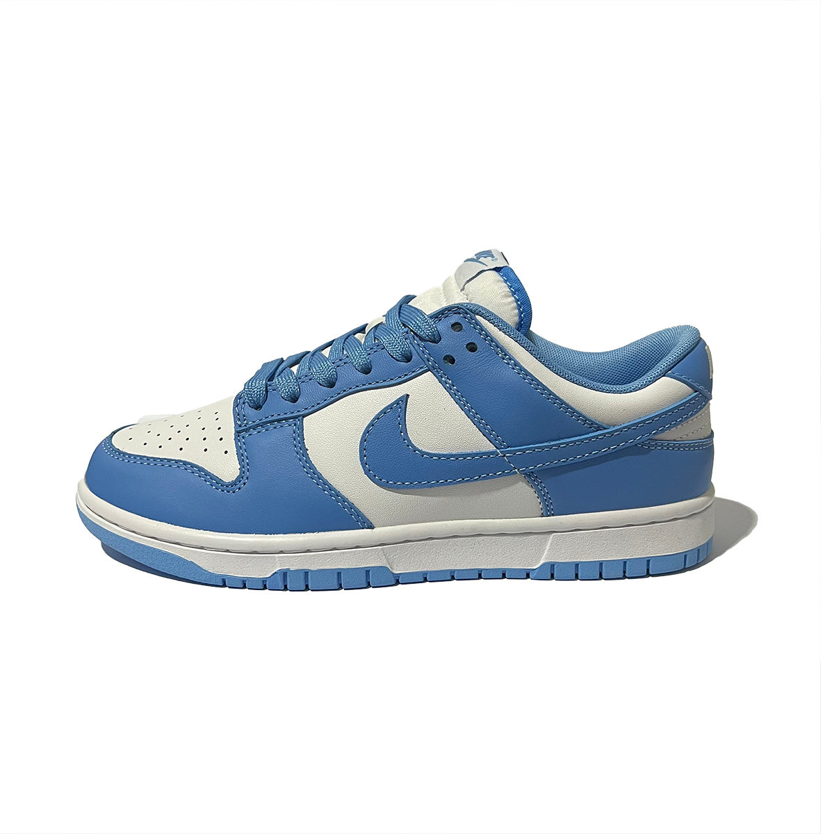 Nike Dunk Low UNC